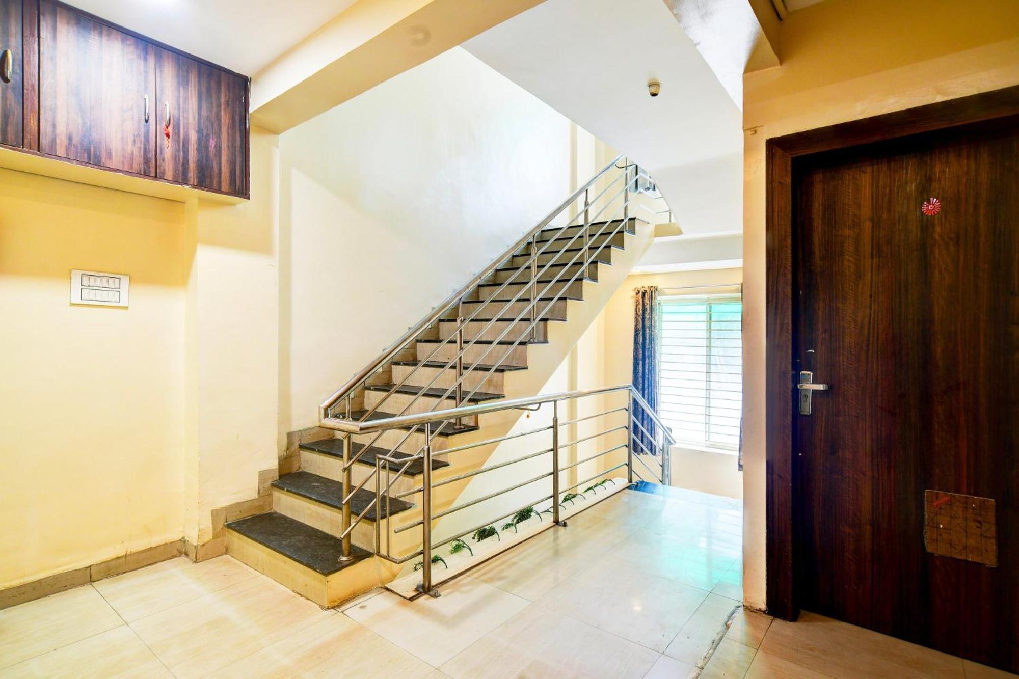 Hotel O Svl Inn Indore Bagian luar foto