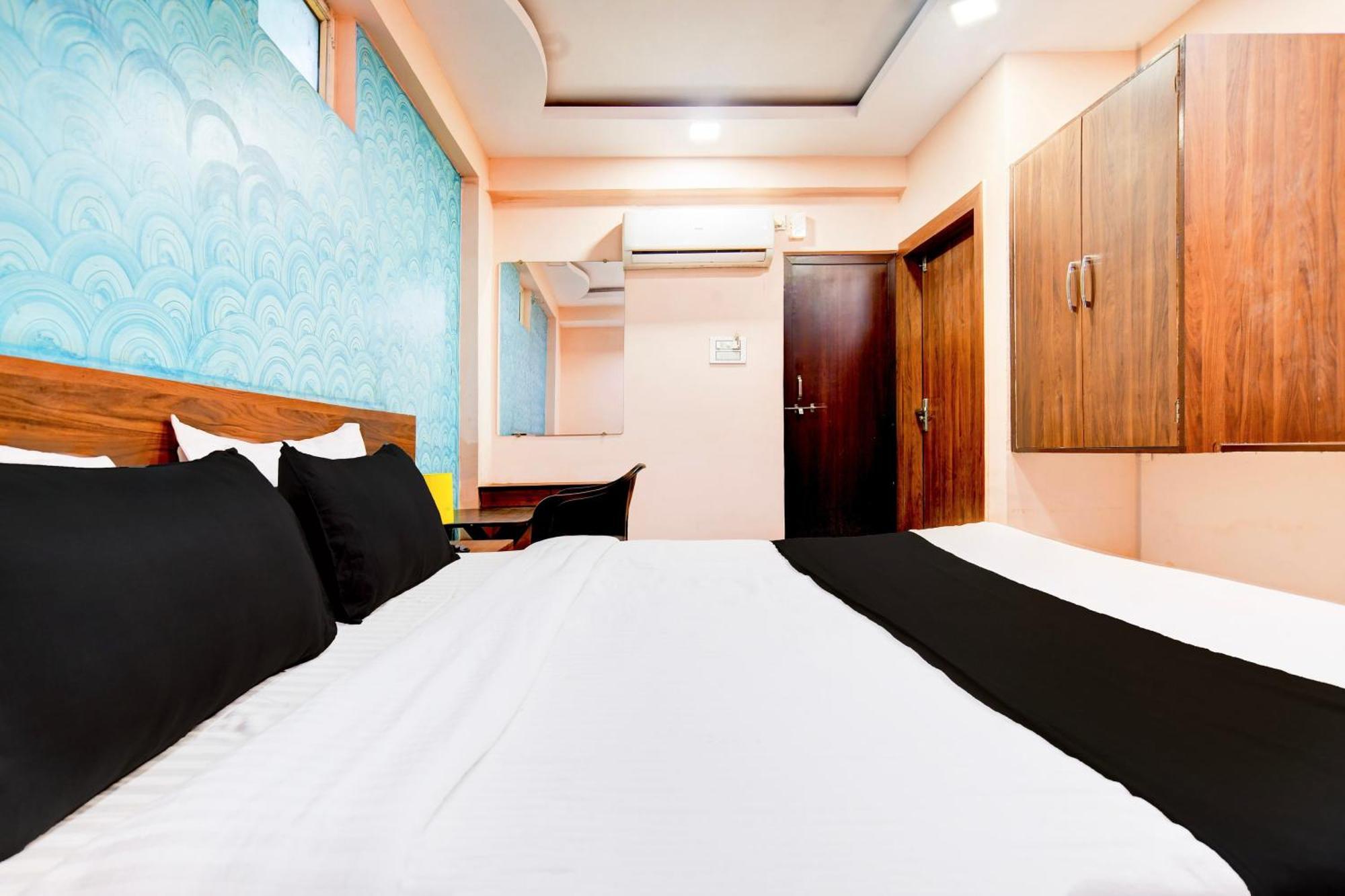 Hotel O Svl Inn Indore Bagian luar foto