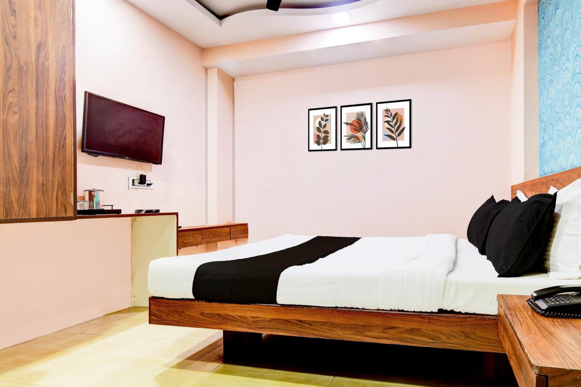 Hotel O Svl Inn Indore Bagian luar foto